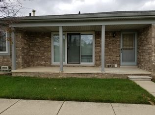14670 Appleway Ct, Shelby Township, MI 48315