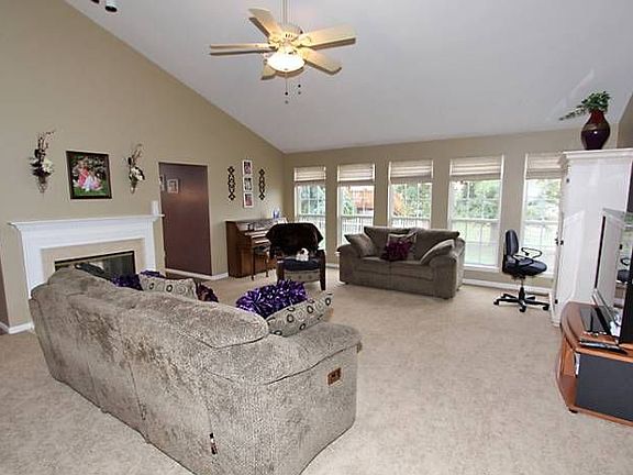 Vaulted Great Room