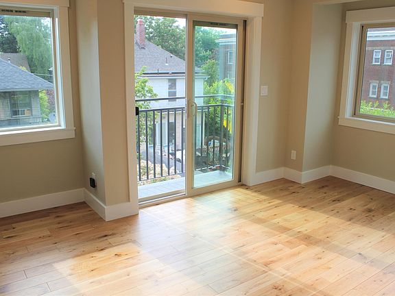 5th image of 735 10th Ave E Unit 301