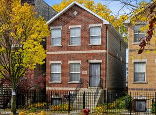 3524 S Prairie Ave #2, Chicago, IL 60653