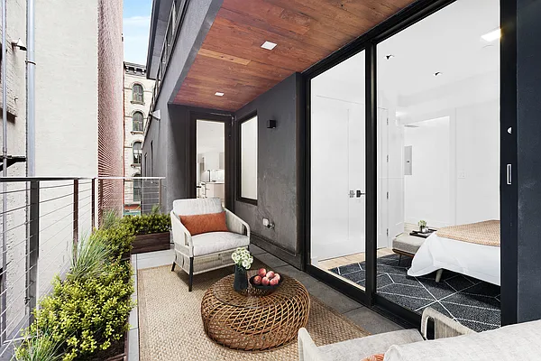 Rented by Dusk Group Inc | media 44