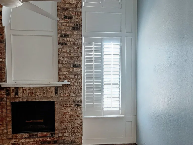 1536 McCoy St — Photo 8