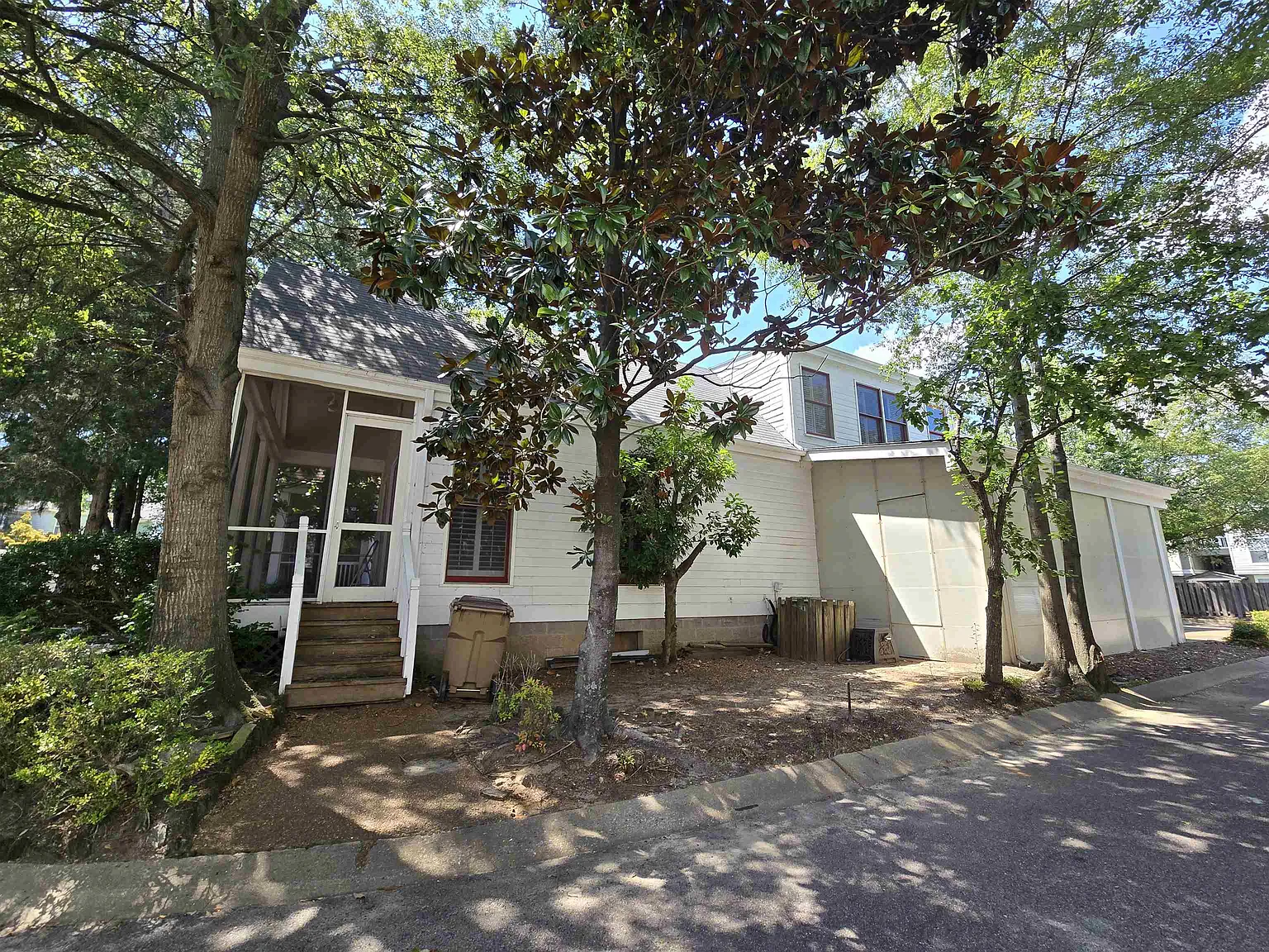 2 bed, 2.0 bath, 1541 sqft, $2,450 — Photo 2