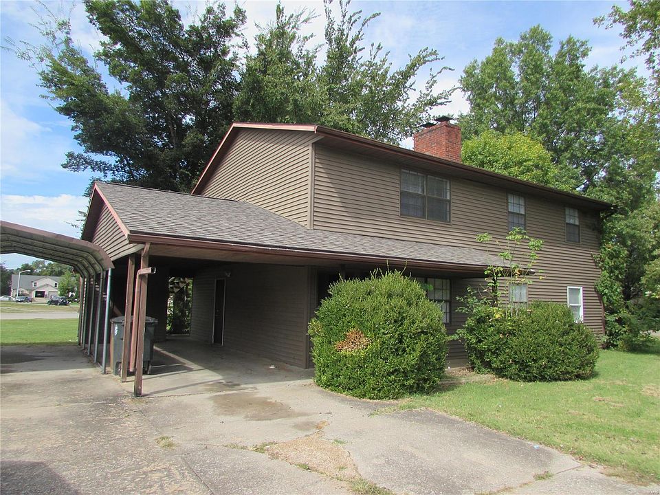 1st image of 209 N Pind Wood Ln