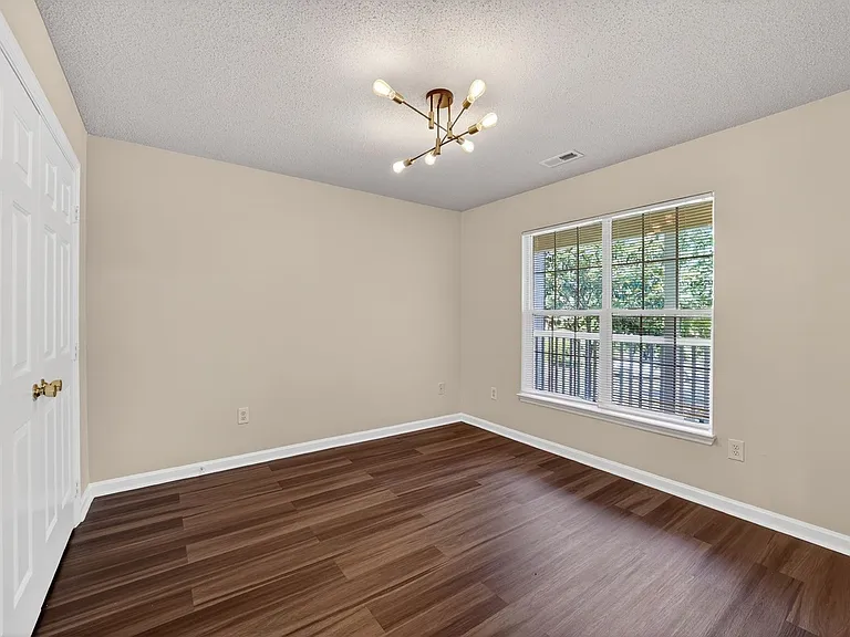 4246 Villas Dr #704 — Photo 12