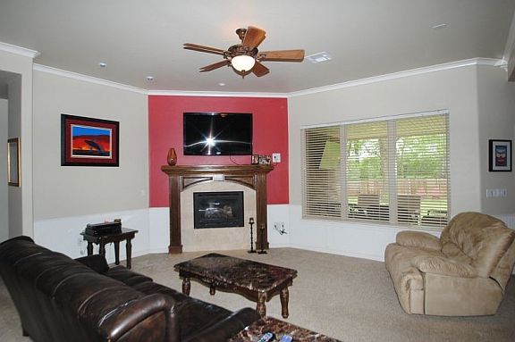 5th image of 1118 Woodbrook Dr