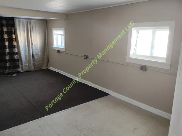 401 Cedar St, Tigerton, WI 54486