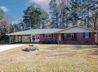 102 Hillcrest Dr, Smithfield, NC 27577