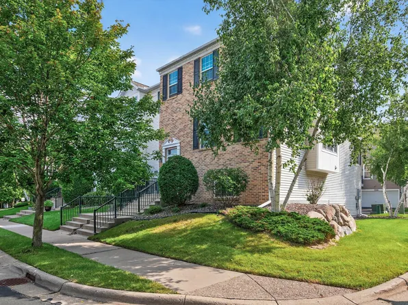 15591 Junegrass Ln, Eden Prairie, MN 55347