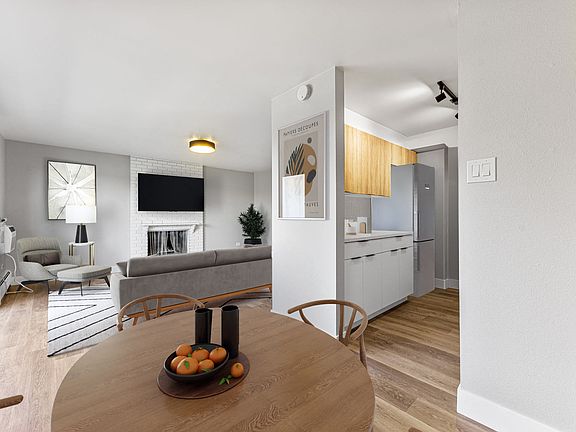 2nd image of 2508 E 11th Ave APT 204
