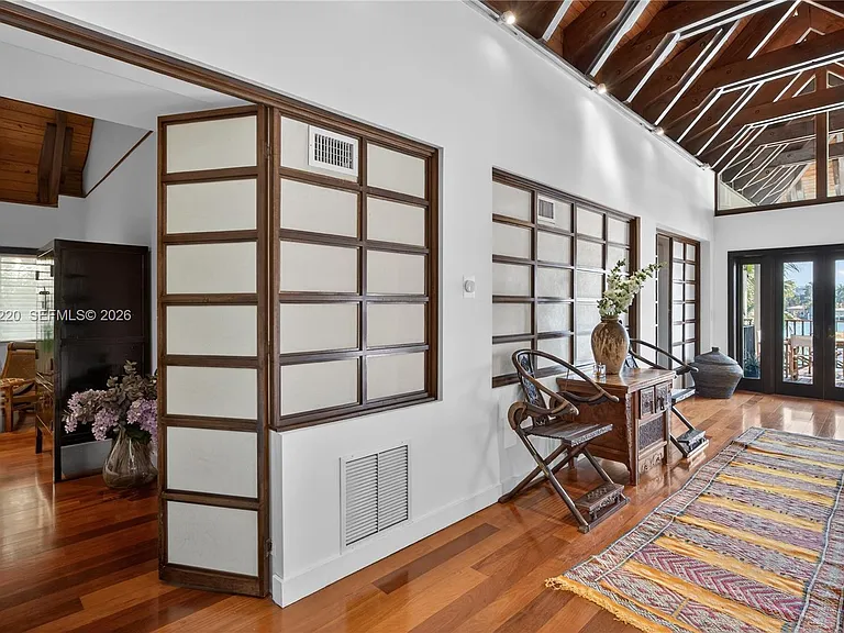 14 W San Marino Dr — Photo 25
