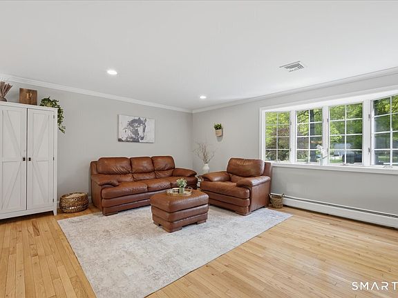 5th image of 51 Roberts Road