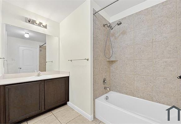 5th image of 3115 Elam Dr