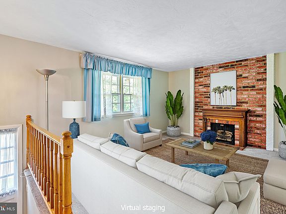 4th image of 1321 Ashburton Dr