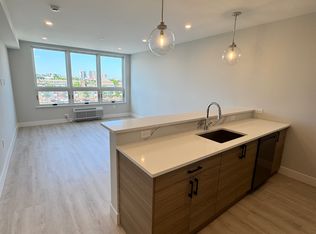 26 Brook St #414, Jersey City, NJ 07302