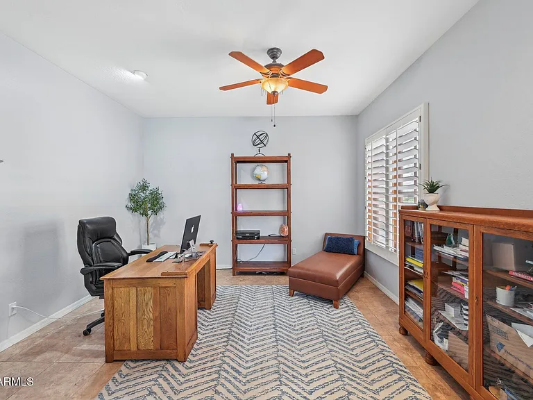 351 N Cloverfield Cir — Photo 39