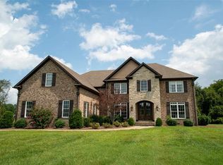 1446 Windcrest Ct, Bowling Green, KY 42103