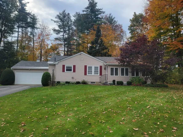 10 Cherry Hill Terrace, Waterville, ME 04901