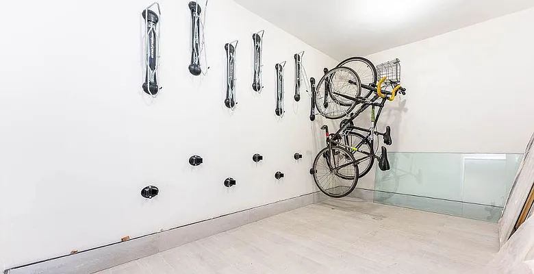 Rented by Reavis | media 35