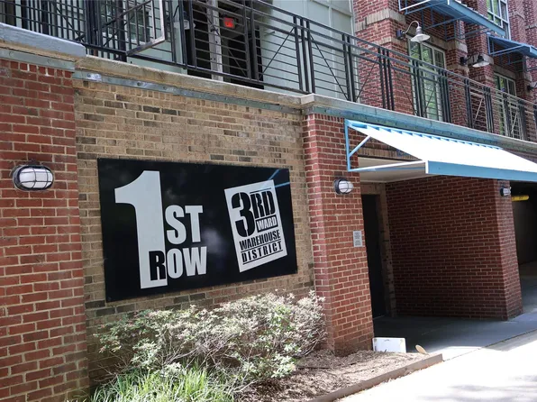1101 W 1st St APT 408, Charlotte, NC 28202