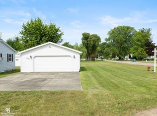 7620 Holiday Rd, Lexington, MI 48450