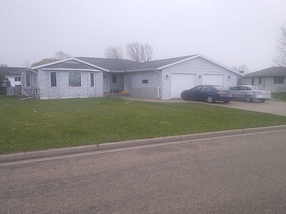 3rd image of 513 Gold Coast Ln