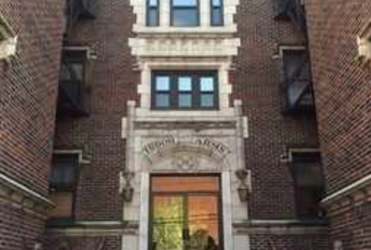Park Ave, East Rutherford — Photo 1