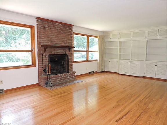4th image of 146 Seneca Dr