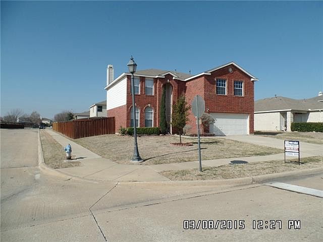 1st image of 2404 Pecan Dr