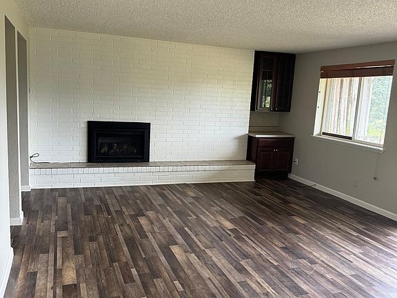 Spacious Living/Family area