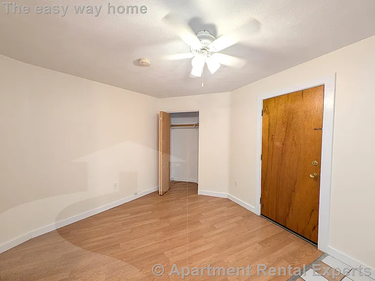 3 Holland St — Photo 8