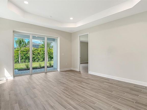 5th image of 2569 Dasheen Pl