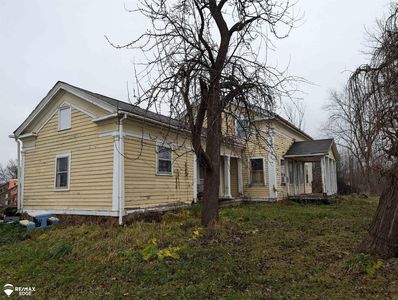 4445 E Bristol Rd, Burton, MI, 48519