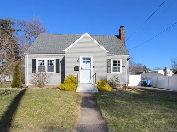11 Ferndale Drive, Manchester, CT 06040
