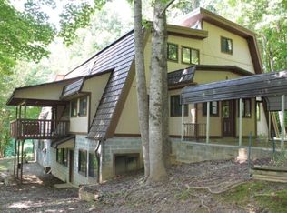 724 Dills Rd, Bryson City, NC 28713