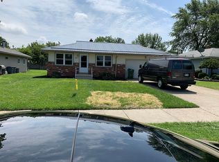 36632 Lakehurst Dr E, Eastlake, OH