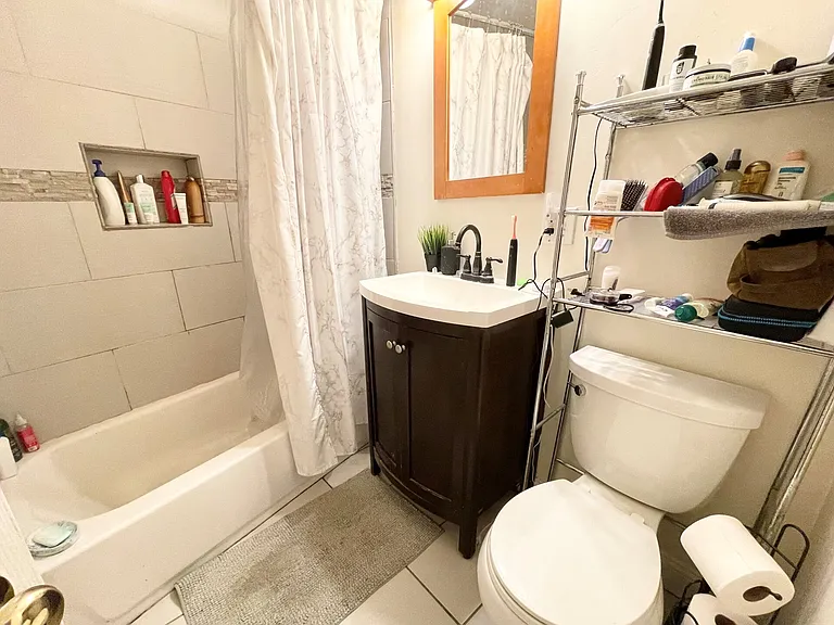 147 Marcella St #1 — Photo 9