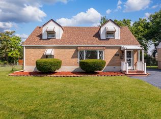 6856 W Crandall Ave, Worth, IL 60482