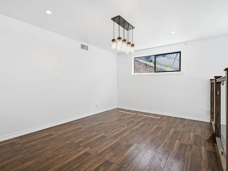 5244 Baza Ave — Photo 14