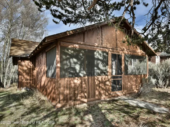 136 N Lake Ave, Pinedale, WY 82941