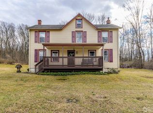 1127 Milford Warren Glen Rd, Bloomsbury, NJ 08804