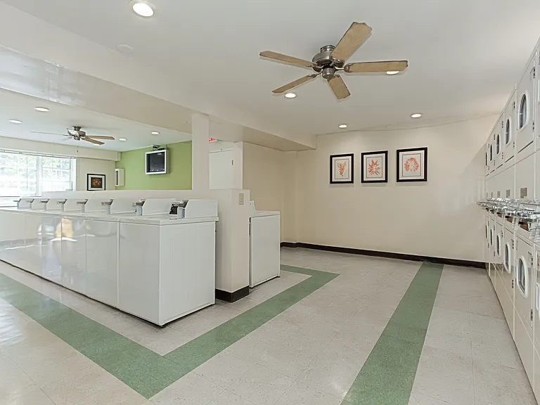 The Commons at Ridgecrest Village — Photo 31