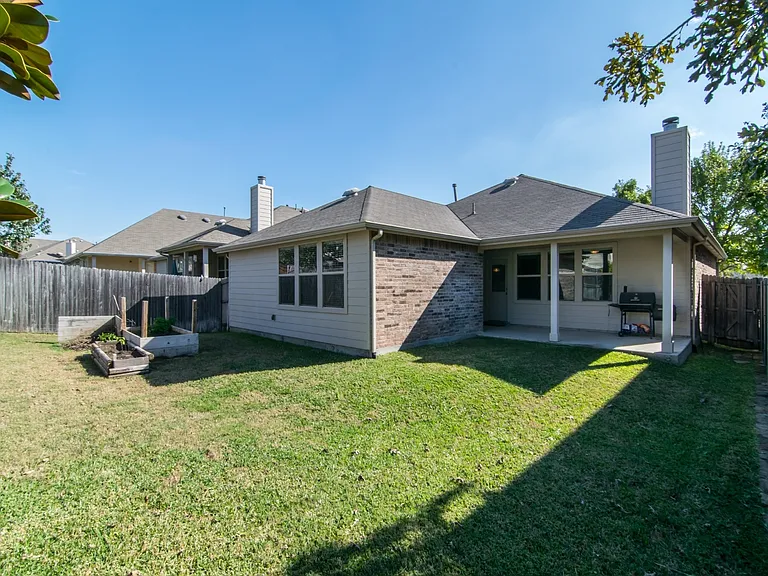 5212 Blackwood Dr — Photo 24