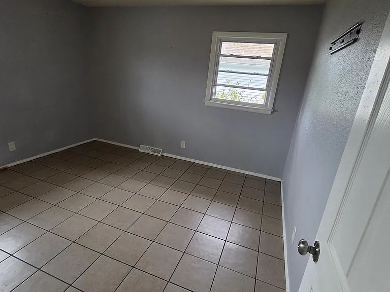 4972 N 55th St #2 — Photo 5