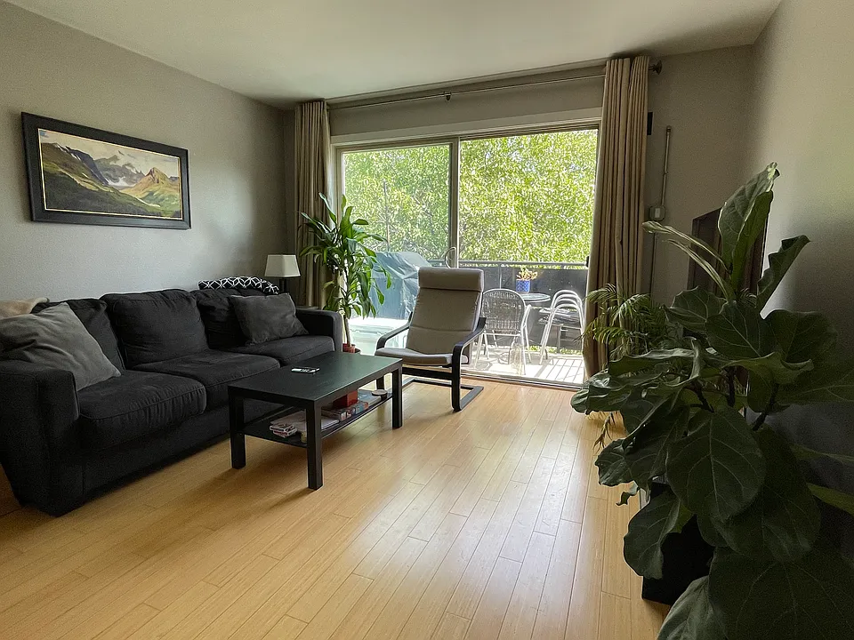 271 N Grant St #301