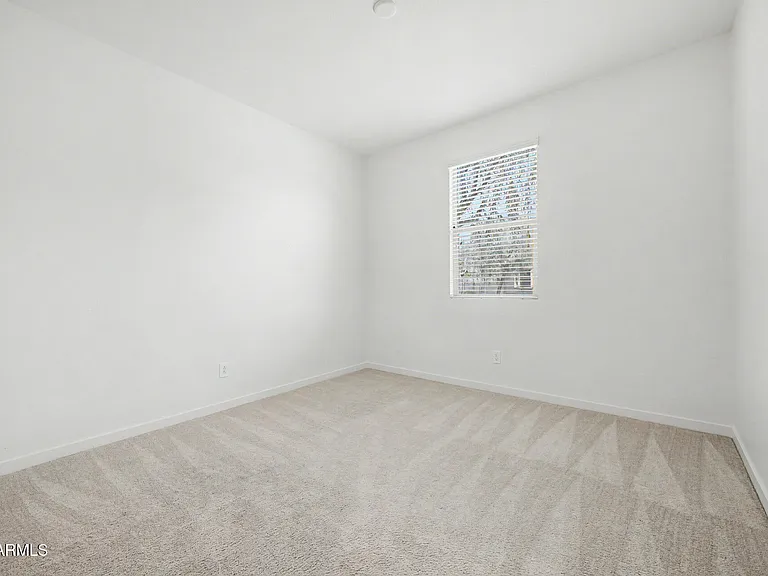 21415 W Holly St — Photo 29