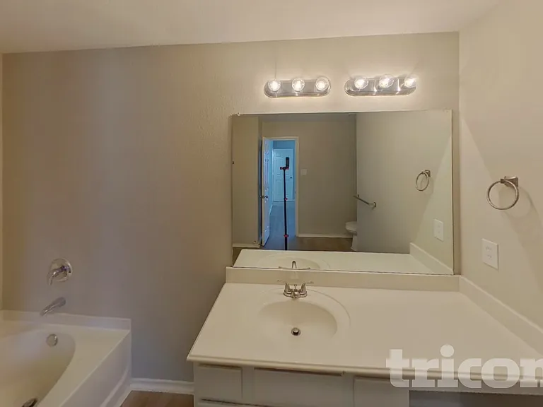 400 Blue Sage Dr — Photo 10