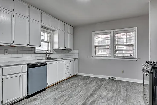 539 Park Ave #1 Photo 1
