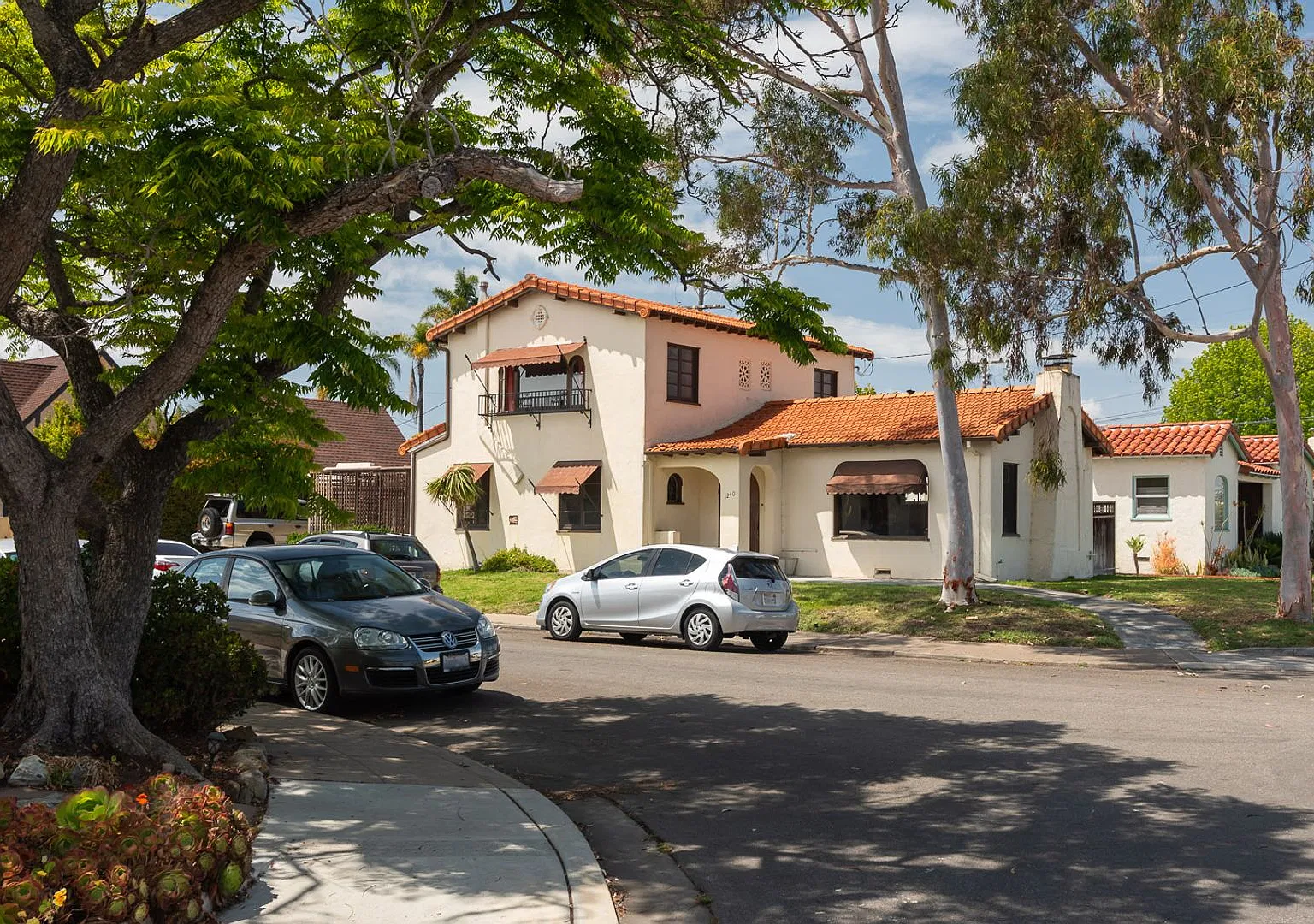 Charming 3 Bed, 2 Bath Spanish-Style Home with Garage and Private Outdoor Space — Photo 1