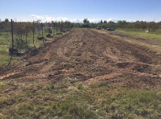 10922 E Jahant Rd, Acampo, CA 95220